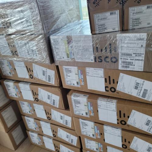 New and Original C1000-8T-2G-L Switch